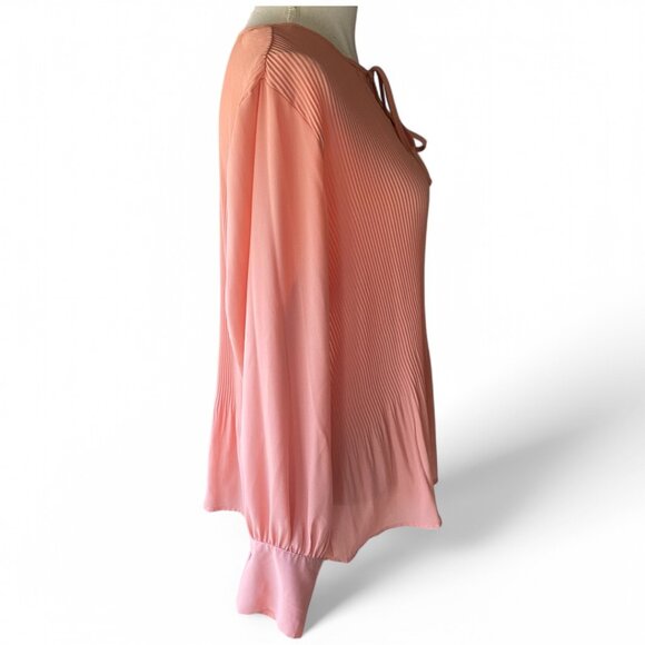 Simply Vera Wang Rosette Pink Pleated Chiffon Split Neck Peplum Blouse XL - Picture 3 of 12